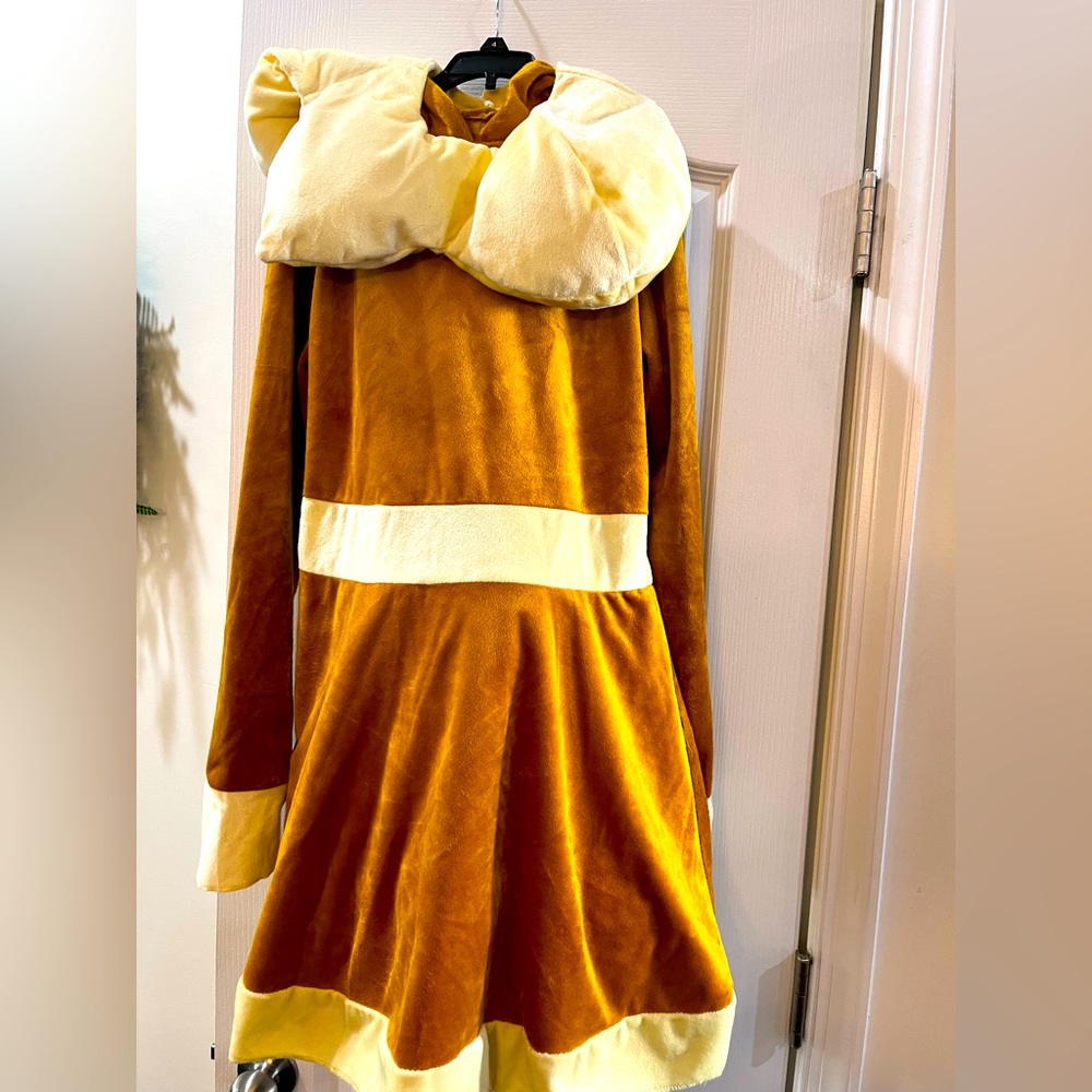 Eevee Costume, adult size small (4-6)